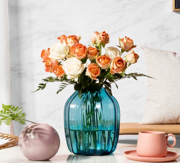 Blue Vase of flowers with short flower shape for Decoration - Image 2