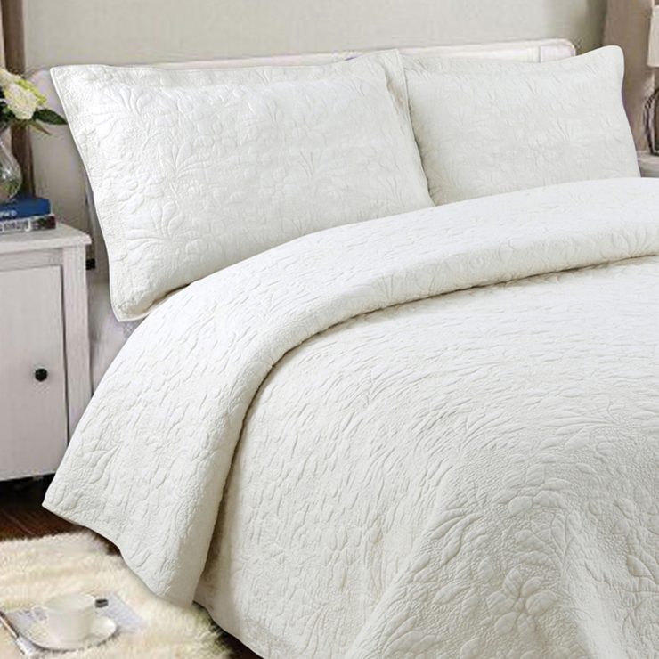 Off White Quilted Bedspread In Cotton All Home Living