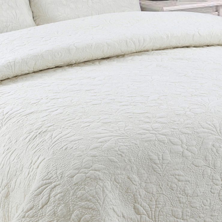 Off White Quilted Bedspread In Cotton All Home Living