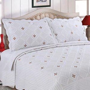White Geometric Embroidery Bedspread