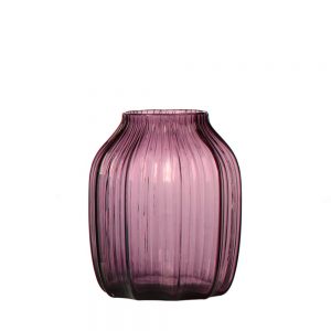 Purple Vase of flowers with short flower shape for Decoration