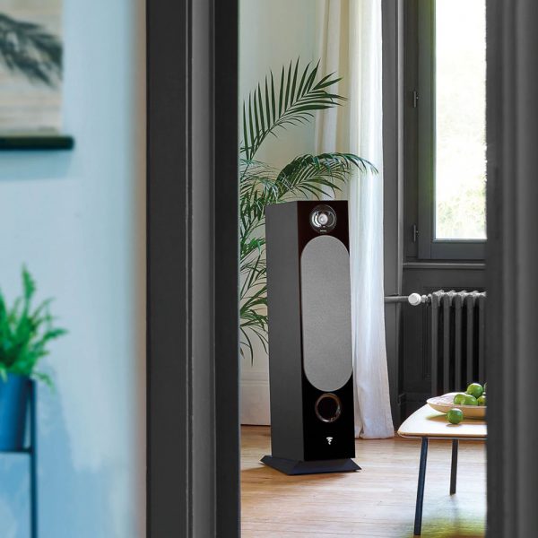 Focal Chora 826 - Floor Standing Speaker (Pair)