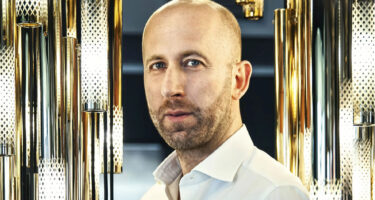 Lighten Your Dream Home With Bespoke Luxury Lighting: Sans Souci